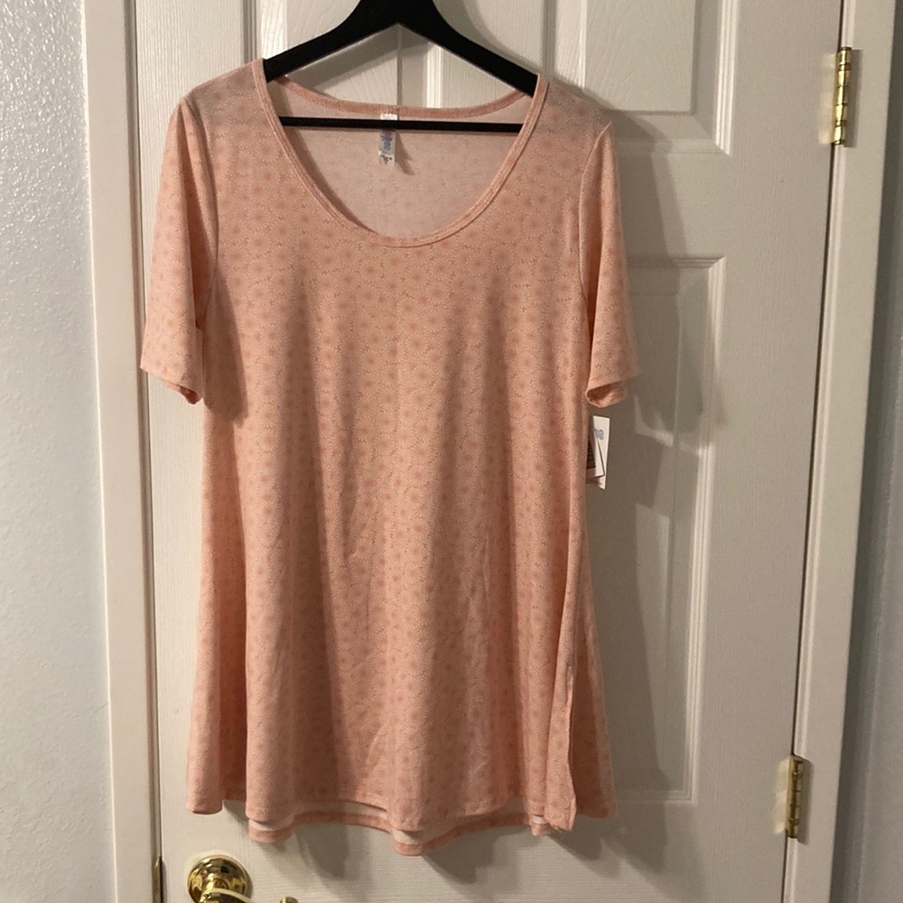NWT Pink LuLaRoe Perfect T